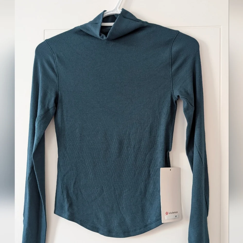 Hold Tight Long-Sleeve Turtleneck, Indochine Blue, Size 2, NWT - Picture 4 of 7